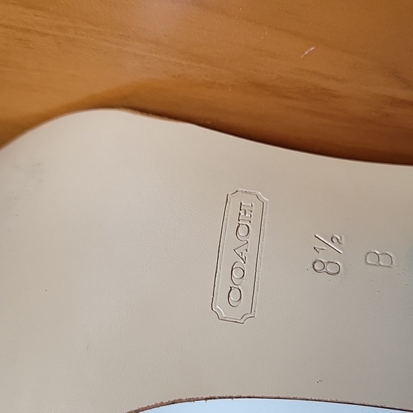 Women's Vintage Coach Beige Shoes - Picture 7 of 8